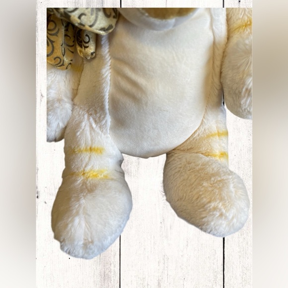 Disney Store 18” TIGGER Winnie the Pooh Christmas Cream Gold Bow Plush Toy - Picture 7 of 9